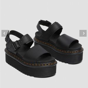 Dr Martens VOSS WOMEN'S LEATHER STRAP PLATFORM SANDALS